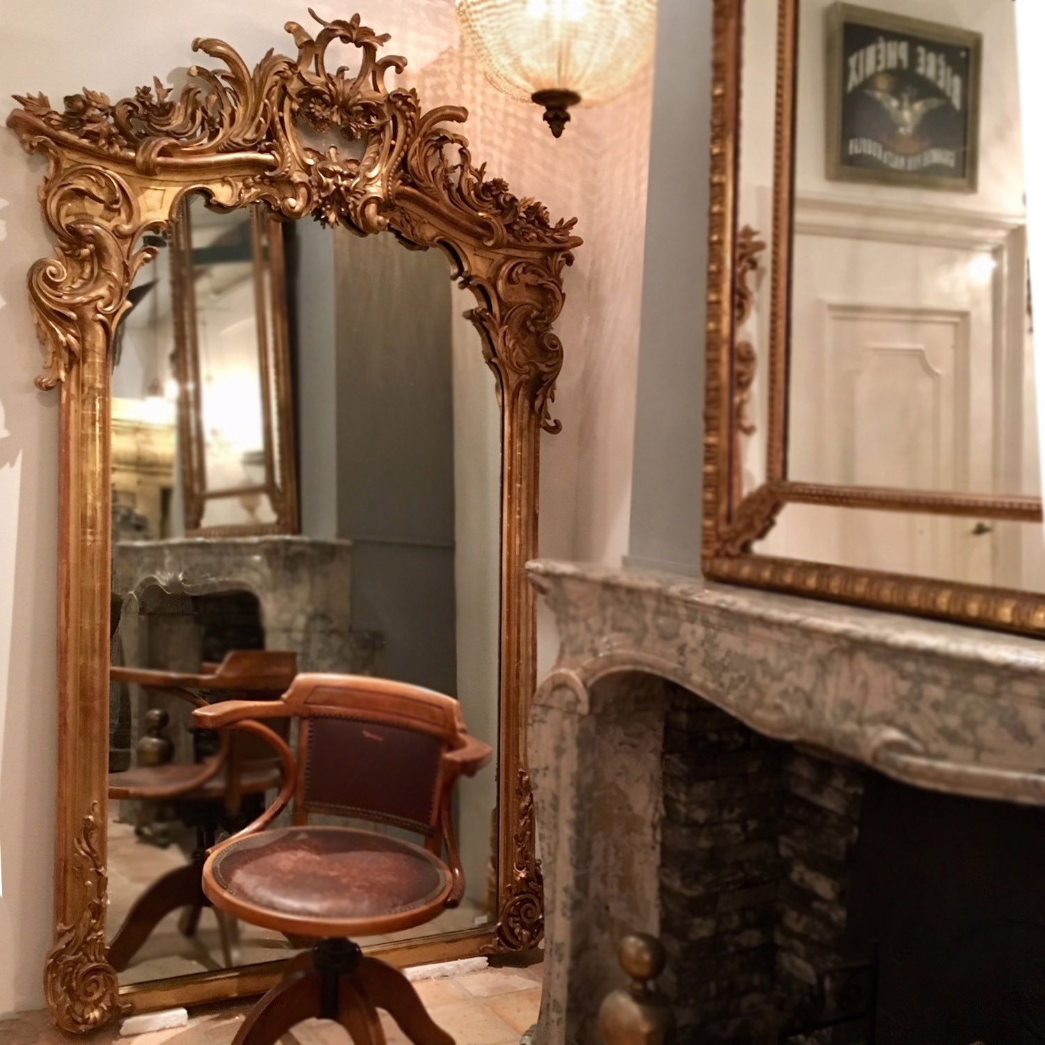 Openlijk dun hengel Grote antieke decoratieve spiegel - Piet Jonker